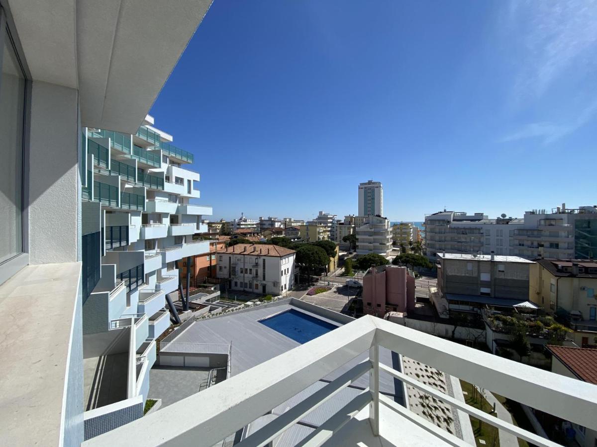 Podium Apartment ลิโดดิเยโซโล ภายนอก รูปภาพ